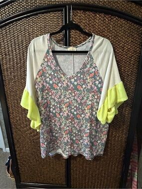 1.4.3. Story by Line Up Floral Raglan Top with Neon Lemon Ruffle Sleeves